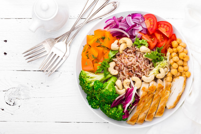 Active senior living paired with a healthy diet can really help strengthen your immune system and ward off illness.