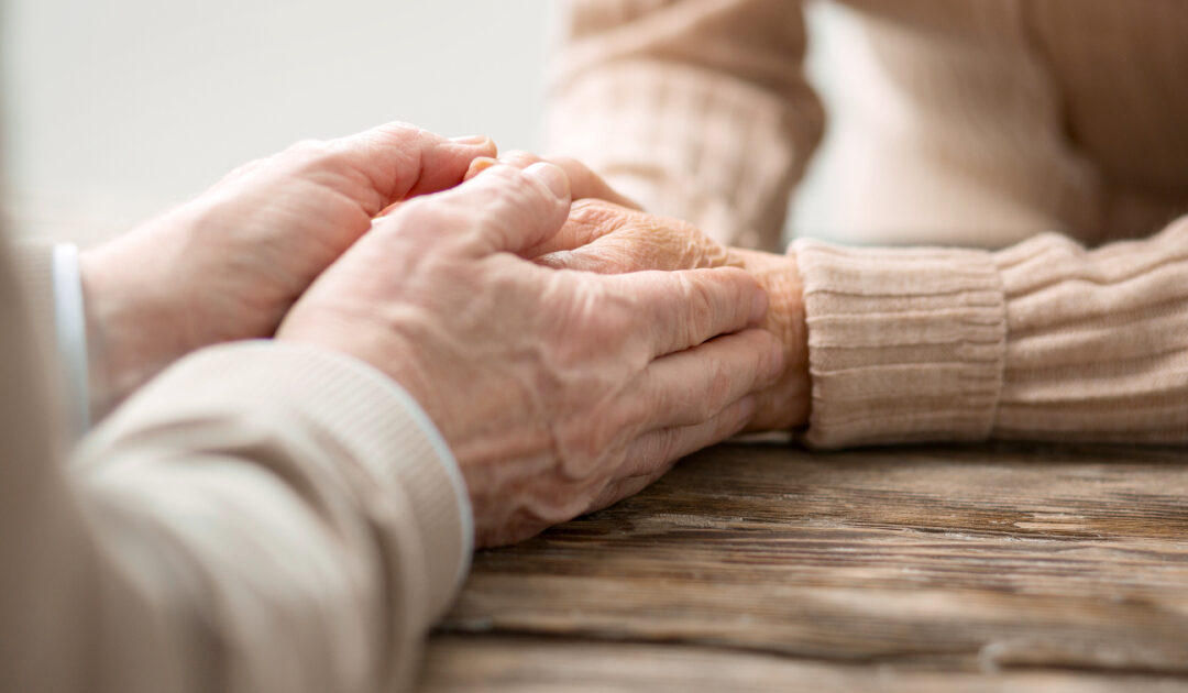 Joining an Alzheimer’s Support Group: What to Expect and How to Find a Group Near You